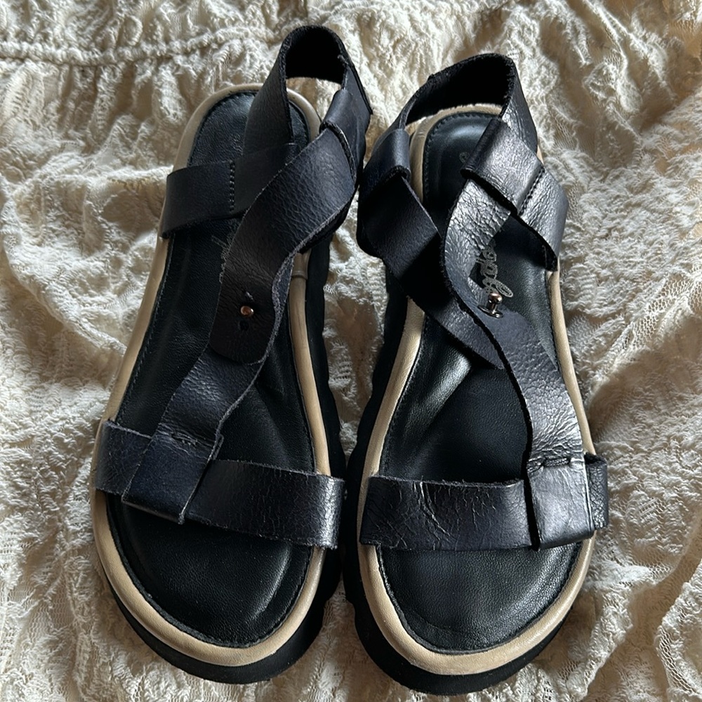 Free People leather platform sandal size 6